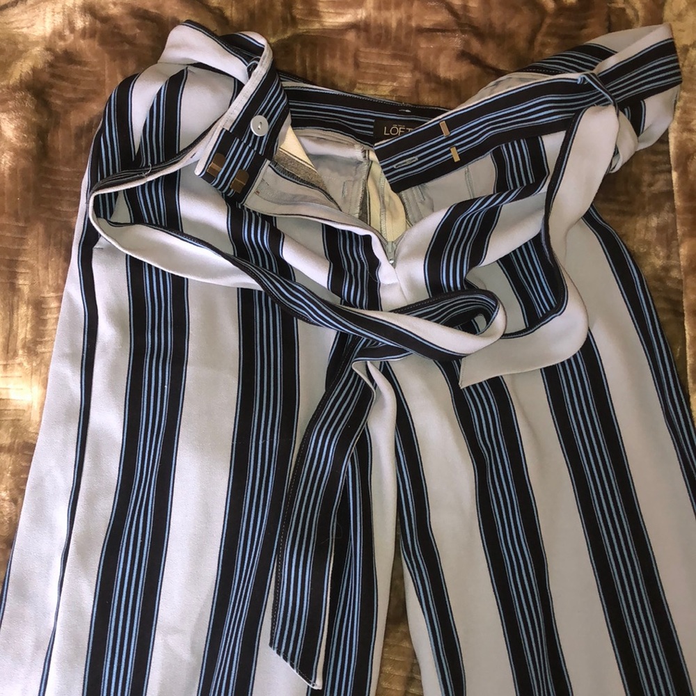 Loft Blue gaucho style pants